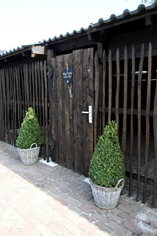 Hotel Buxus Gasselte Exterior photo